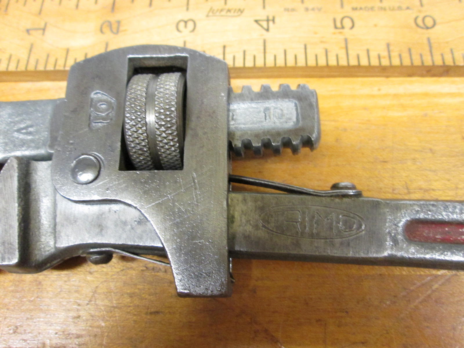 Trimont Pipe Wrench Trimo 10 inch