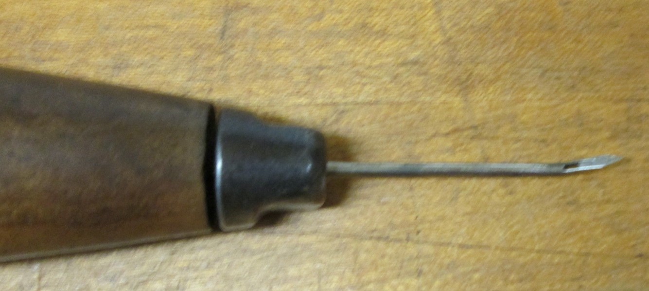 Antique Sewing Scratch Awl Handle Peg Shaped
