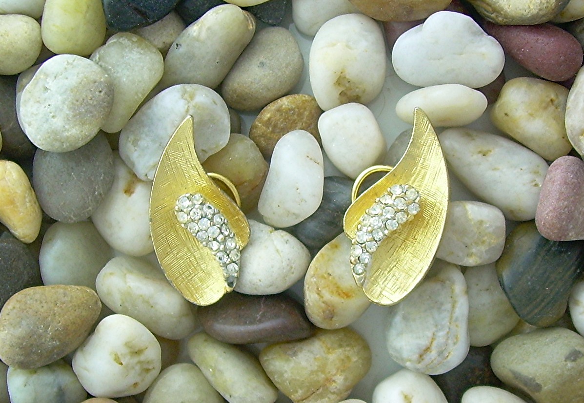 BSK Clip Earrings Goldtone Rhinestone