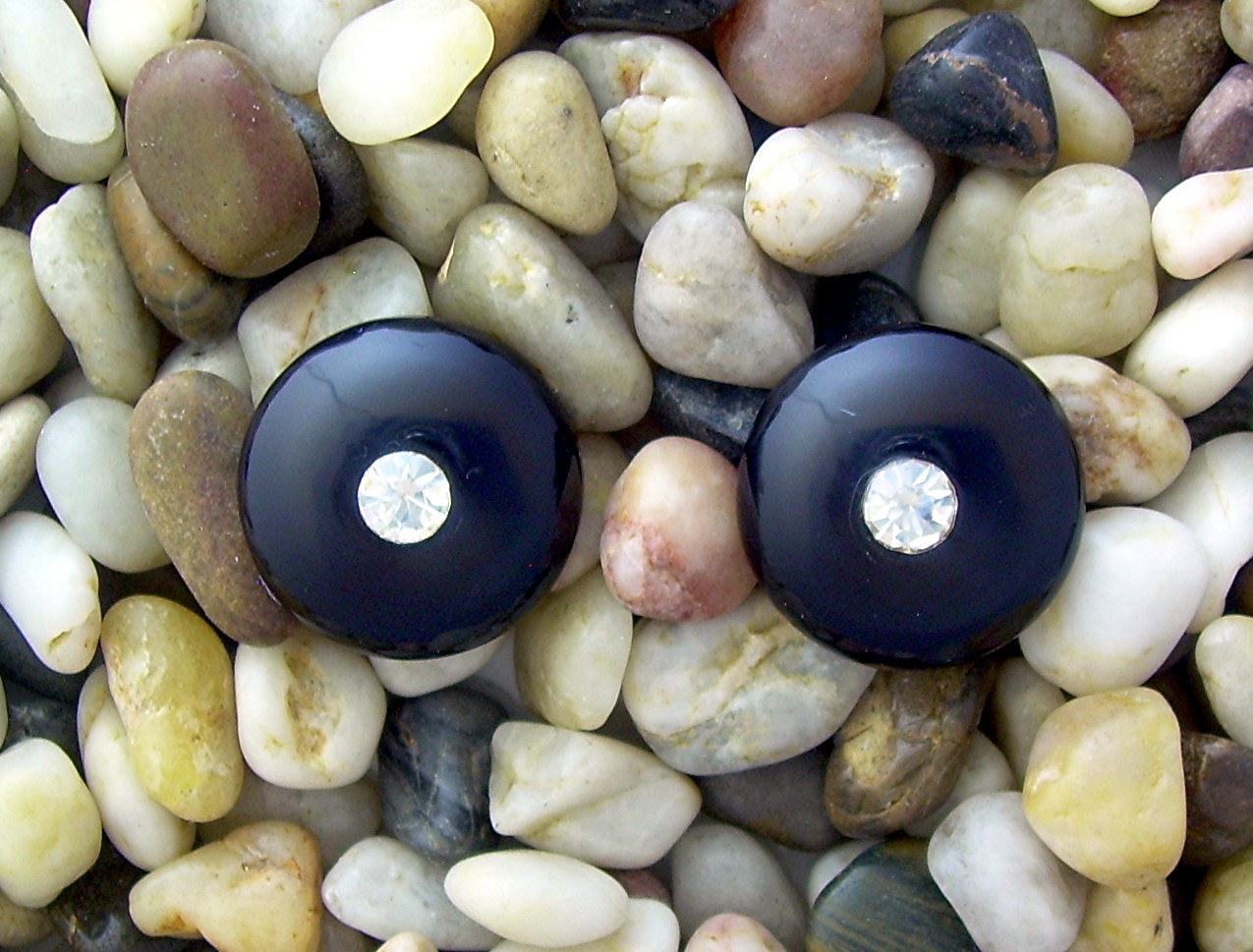 Black Bakelite Lucite Rhinestone Clip Earring