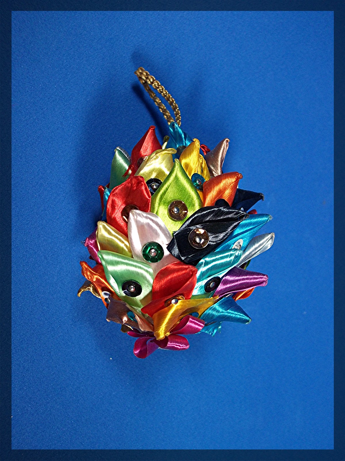 Christmas Tree ornament with ribbons