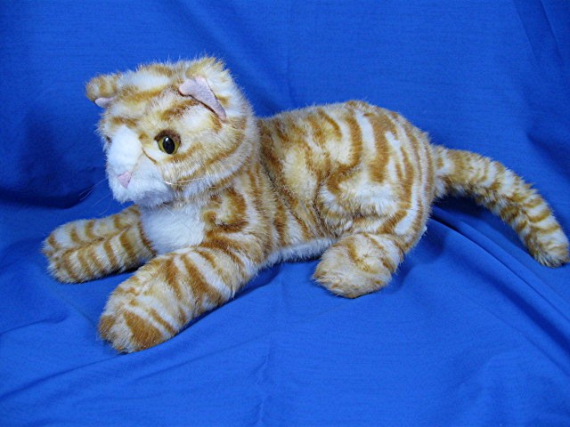 DAKIN pellet filled stripped Kitty