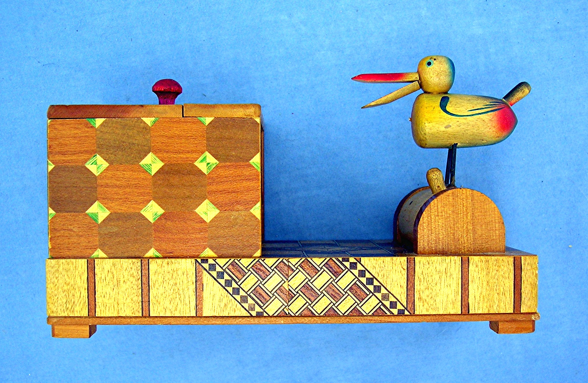 OCCUPIED JAPAN bird cigarette dispenser box