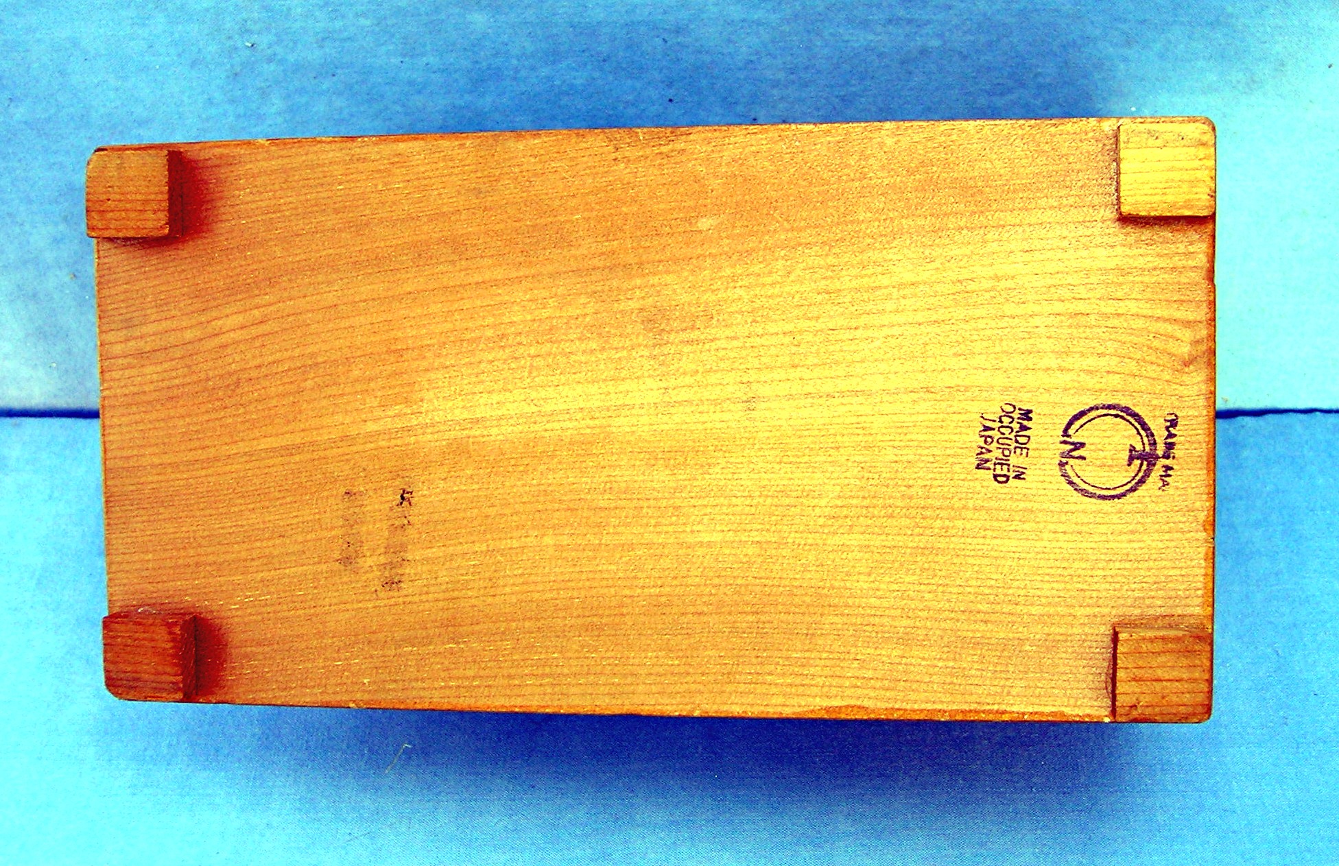 OCCUPIED JAPAN bird cigarette dispenser box