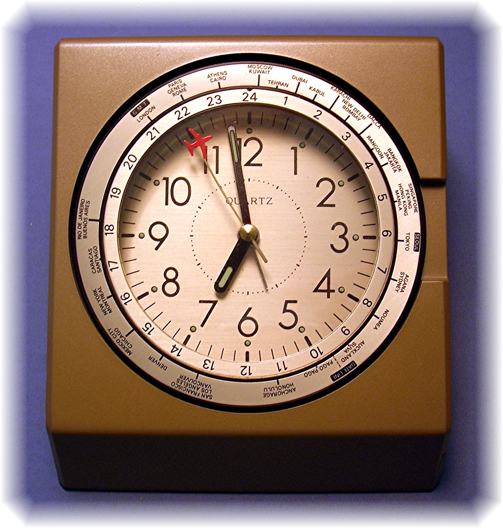 Battery Operated Aeroplane Clock With World Timezones.