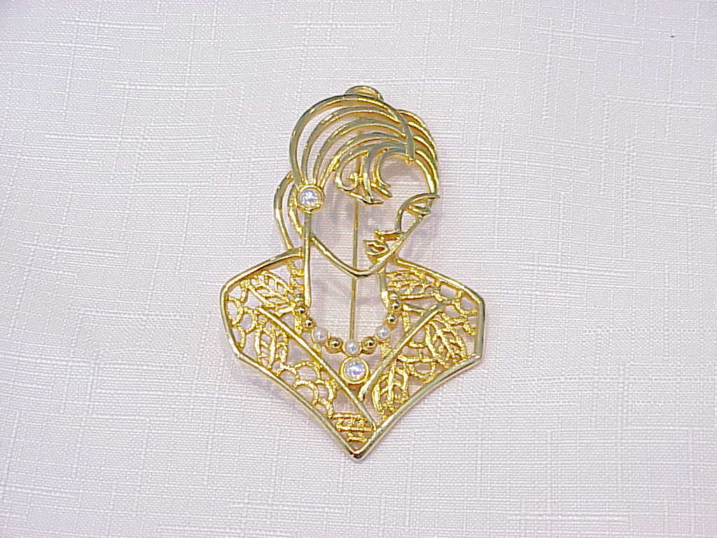 Filigree Style Woman'S Head Brooch With Pearls Signed Jj