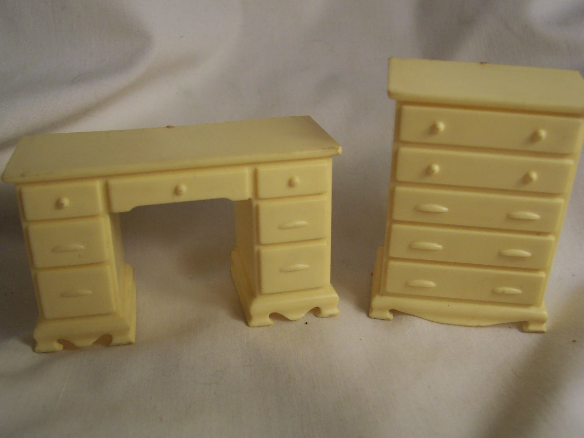 Dollhouse Desk and Dresser
