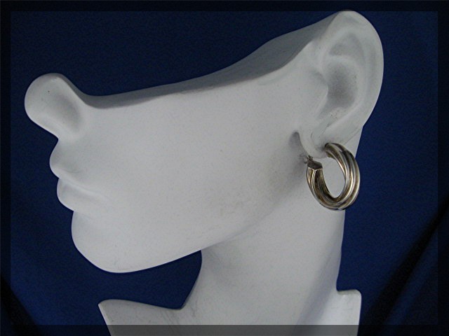 Sterling Silver Twist hoop Pierced Earrings SU TM