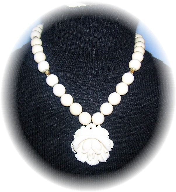 Bone Ivory Beads Center Flower Pendant