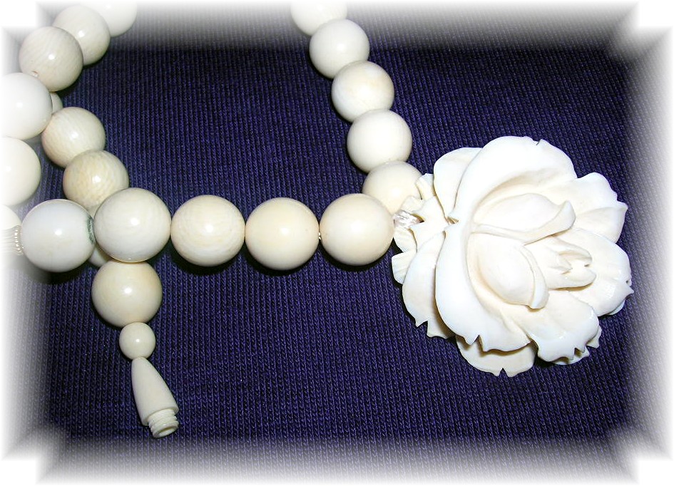 Bone Ivory Beads Center Flower Pendant