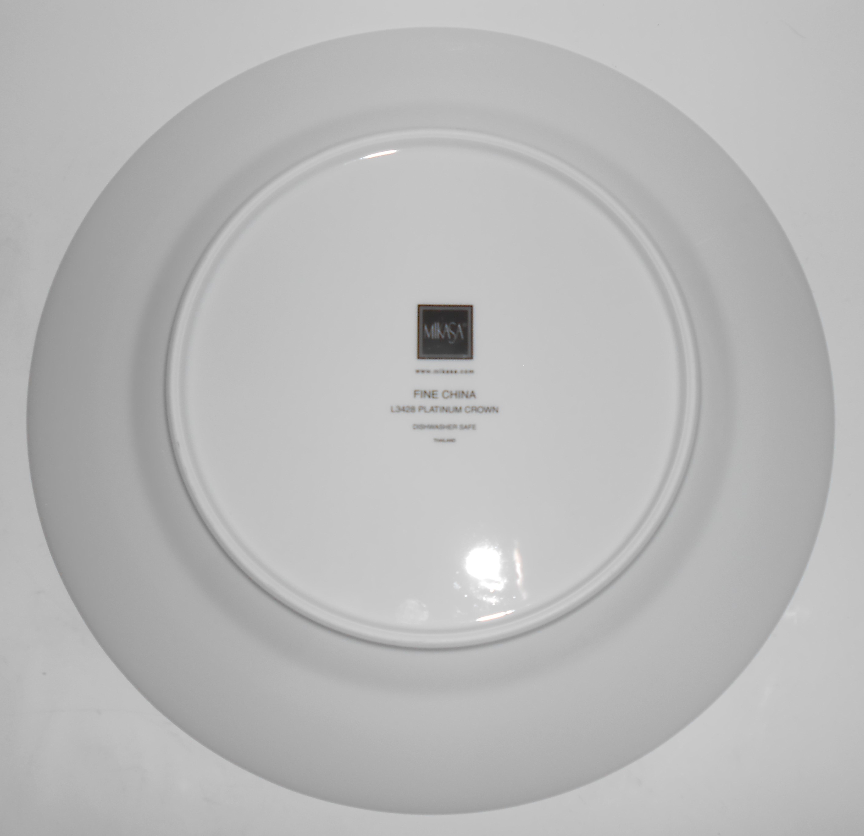 Mikasa Fine China Platinum Crown Dinner Plate