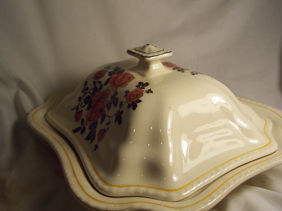 Stubenville Pottery Covered Casserole