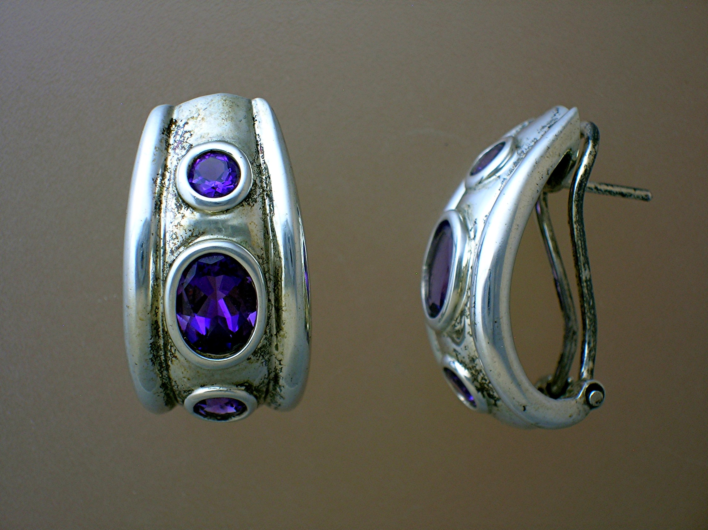 Stunning Sterling Silver & Amethyst Earrings