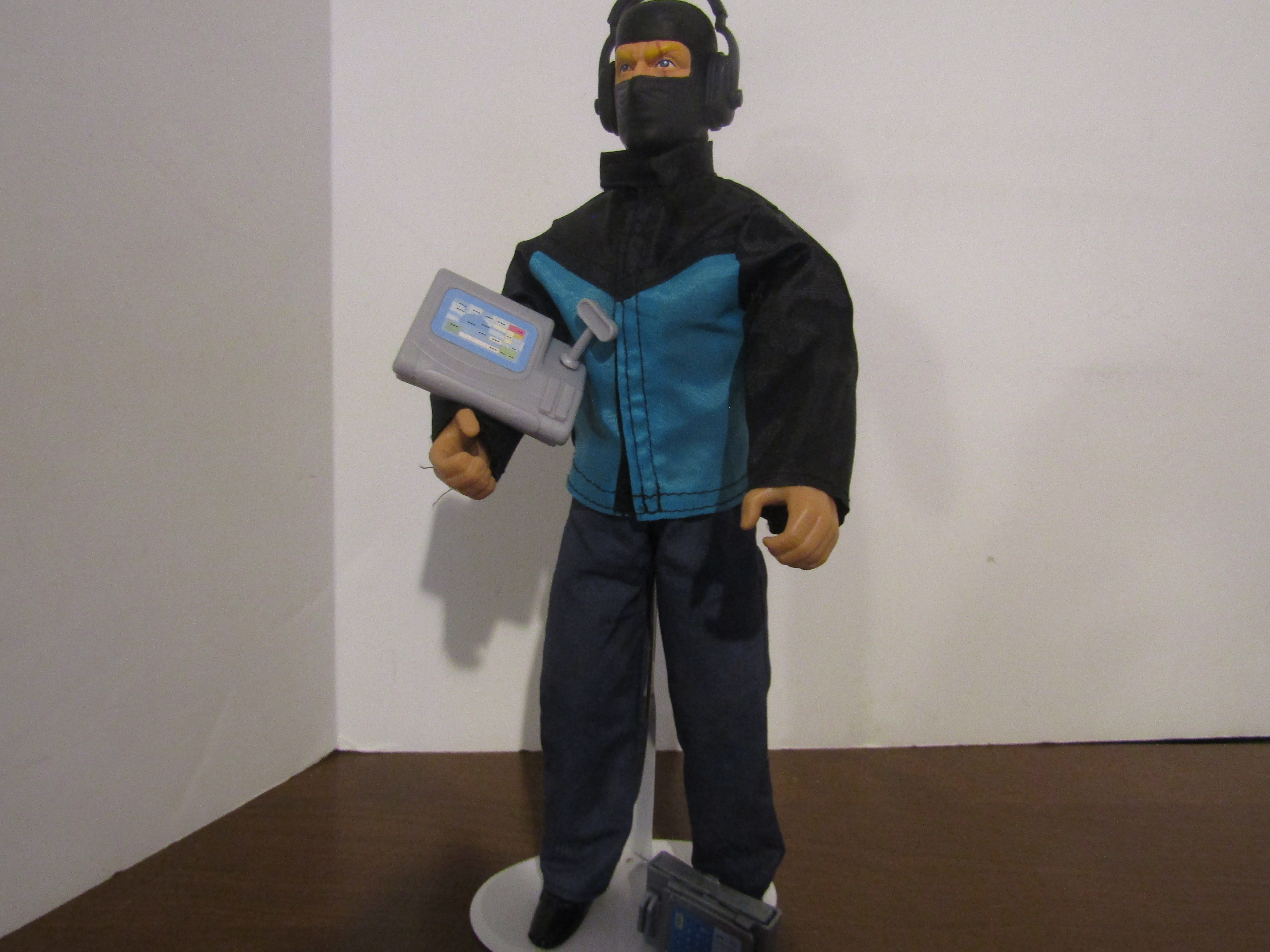 Nineties Hasbro GI Joe Action Figure Doll 4