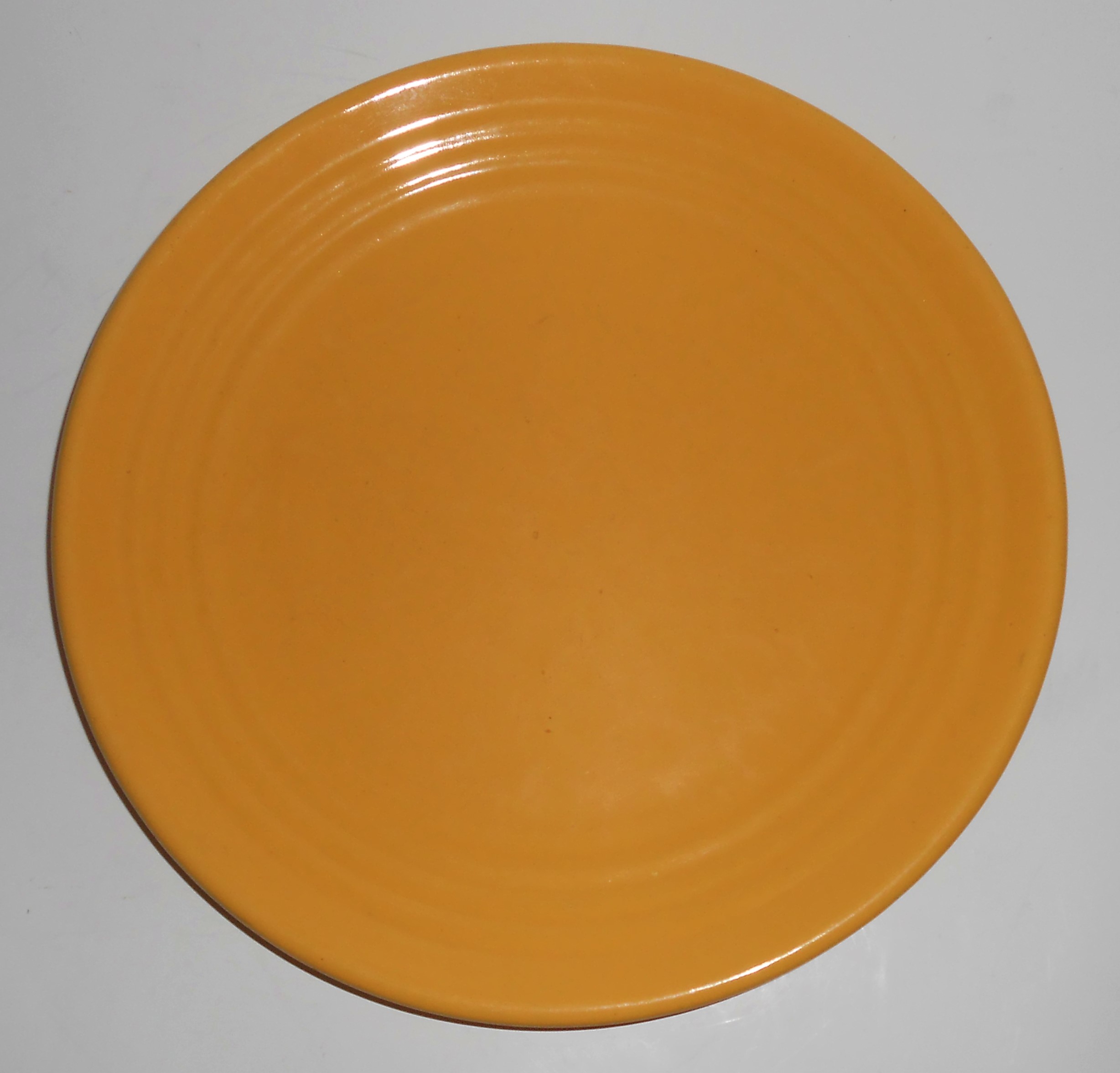 Bauer Pottery Ring Ware Yellow 9.5" Plate #4
