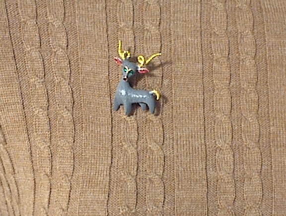 Brooch Pin MAMSELLE Reindeer Christmas