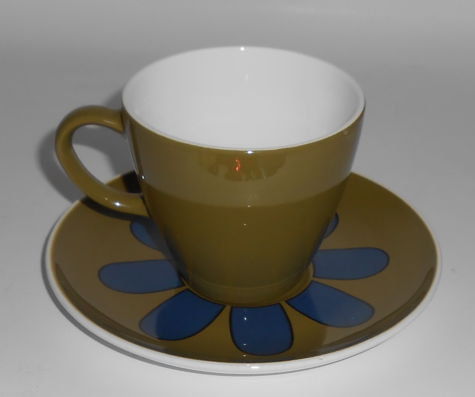 Corning Pottery MCM Coordinates Green / Blue Flower Cup