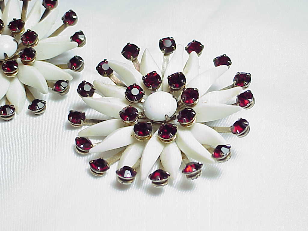 Vintage Large Dark Red Rhinestone Flower Clip Earrings