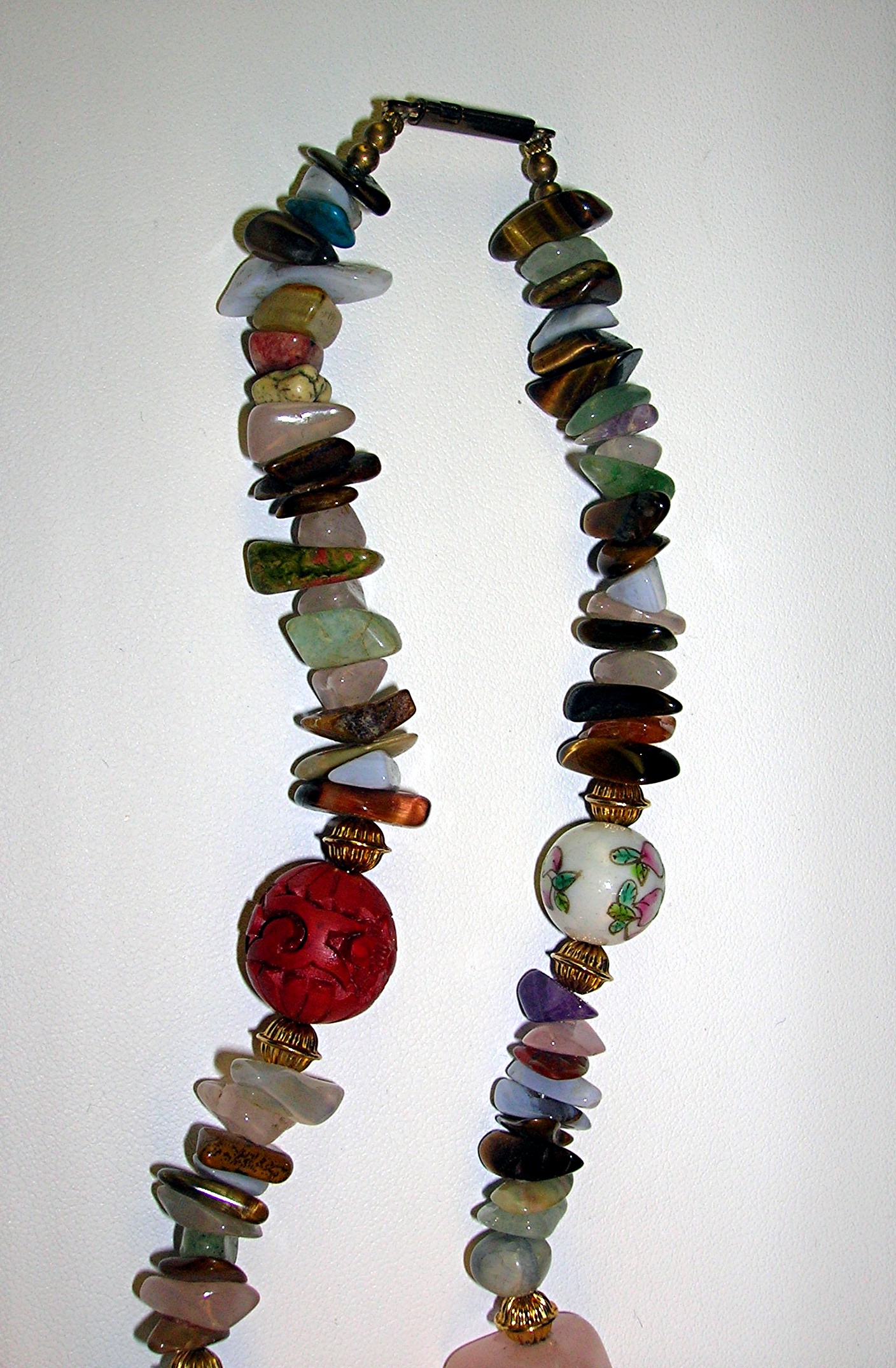 Necklace  Cinnabar Rose Quartz Porcelain Cloisinee Luci