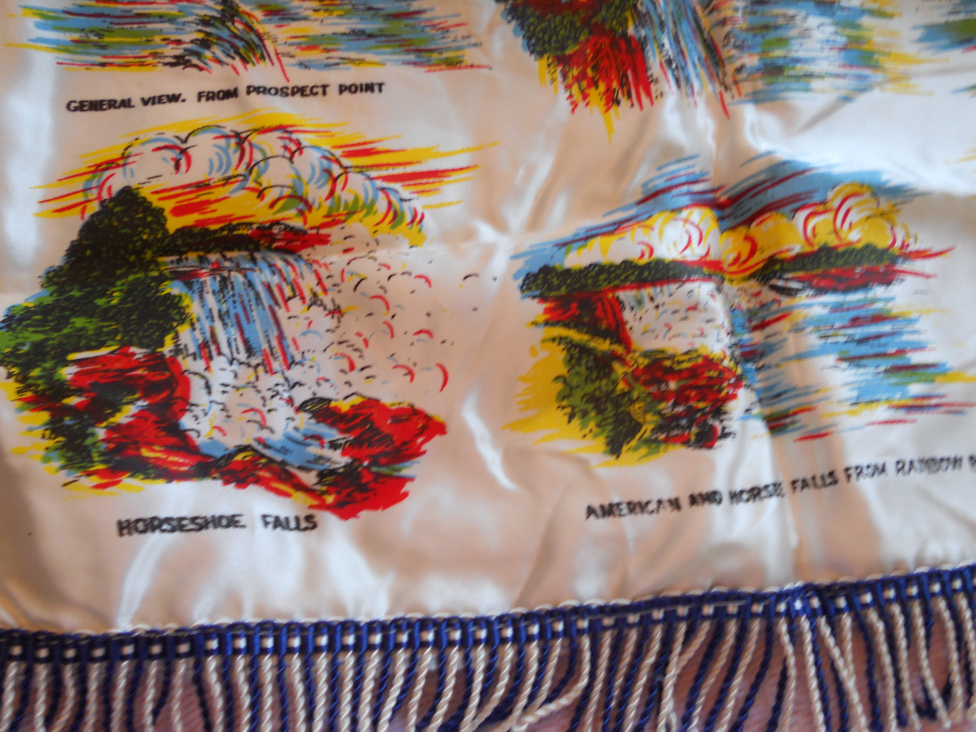 Souvenir Niagara Falls Canada Pillow Cover