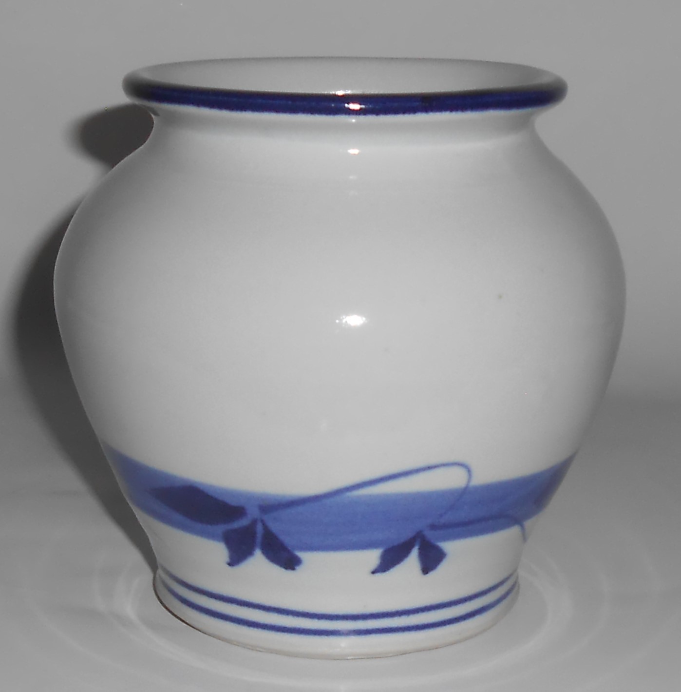 Bruning Studio Pottery Seattle White w/Blue Foliage