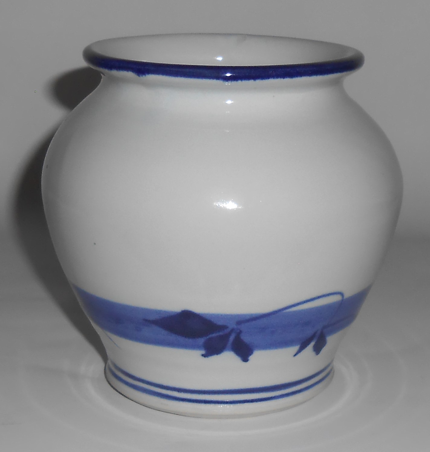 Bruning Studio Pottery Seattle White w/Blue Foliage