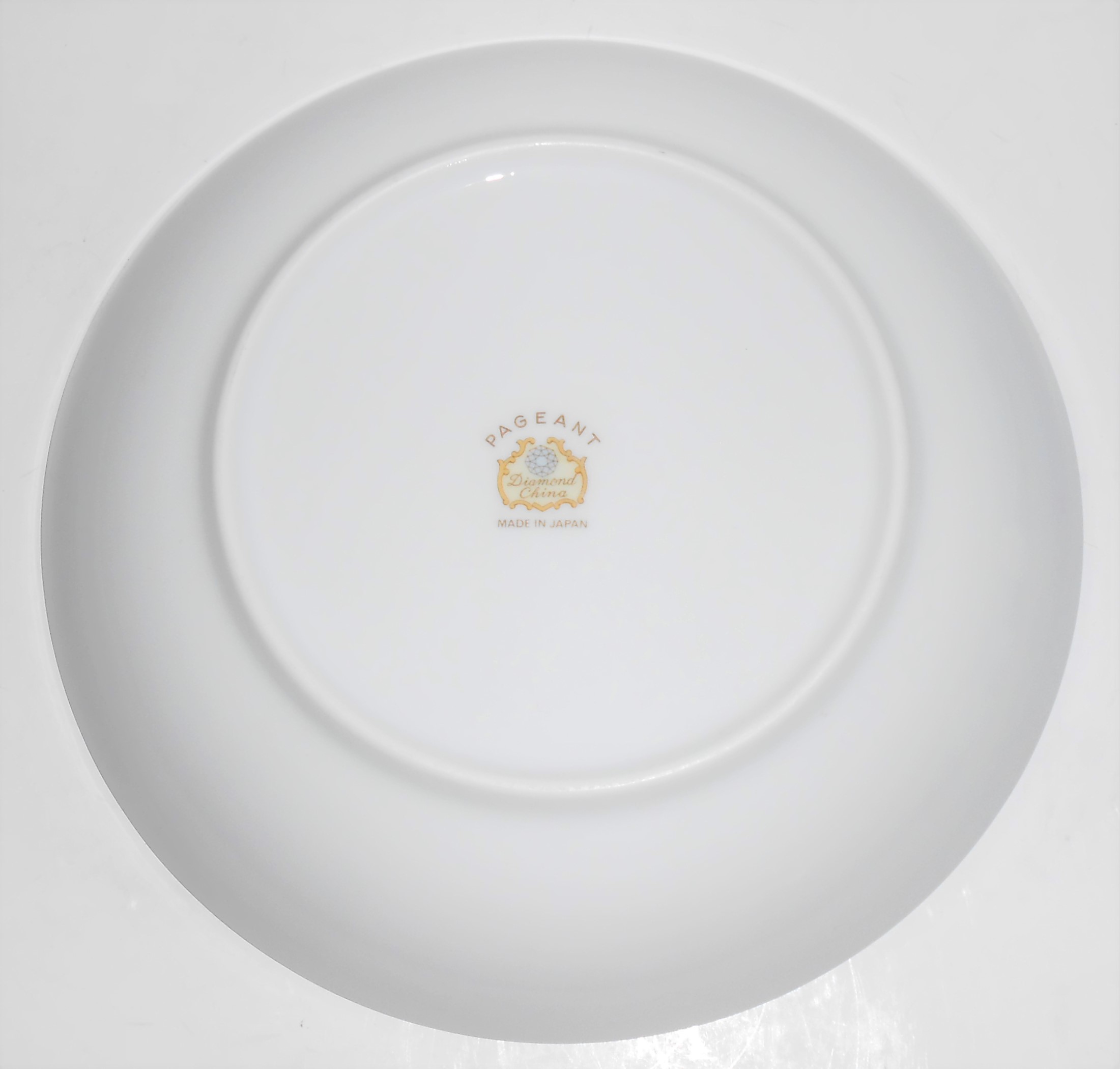 Diamond Porcelain China Japan Pageant Roses w/ Platinum