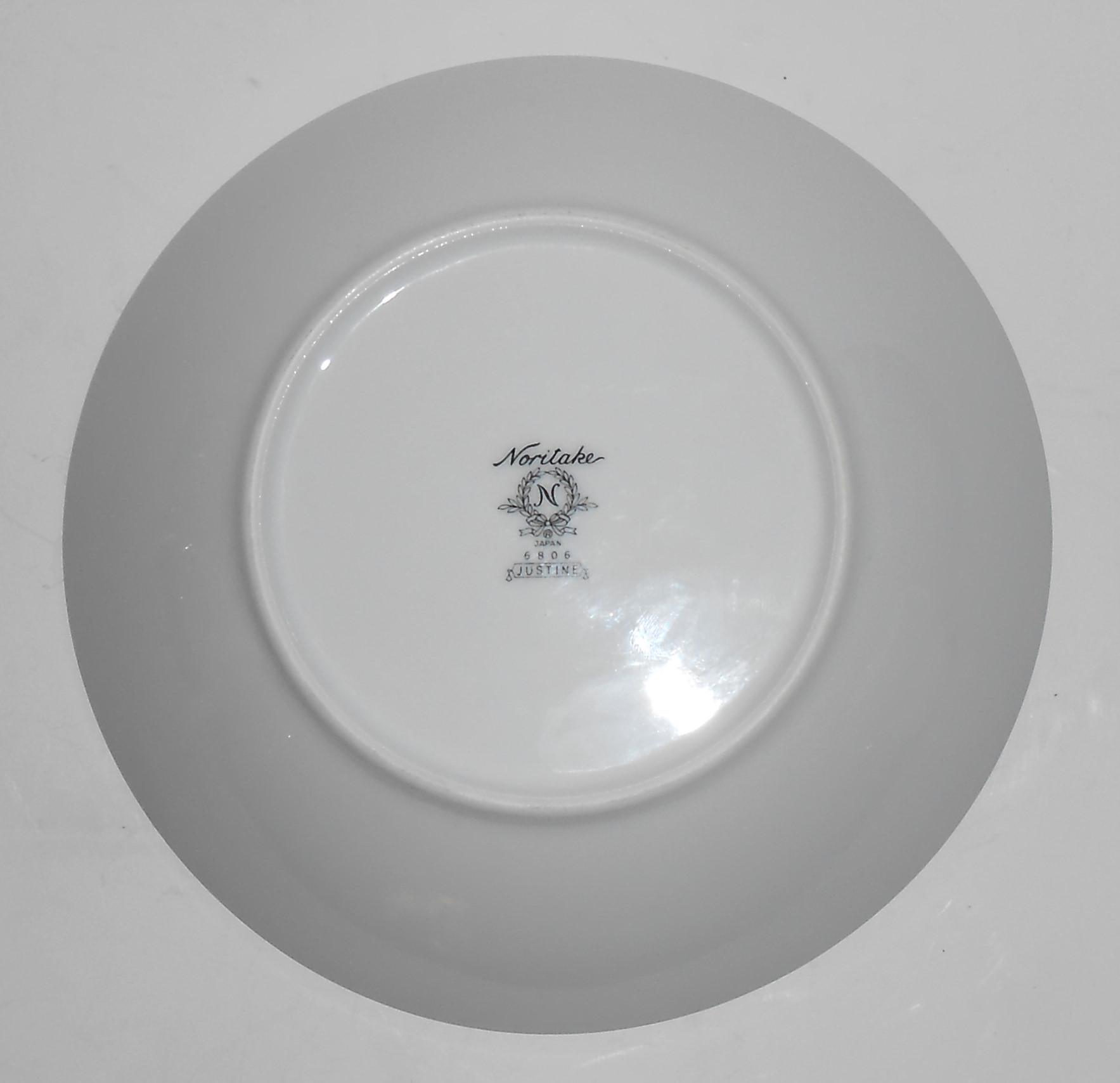 Noritake China Porcelain Justine Floral Soup/Cerea Bowl