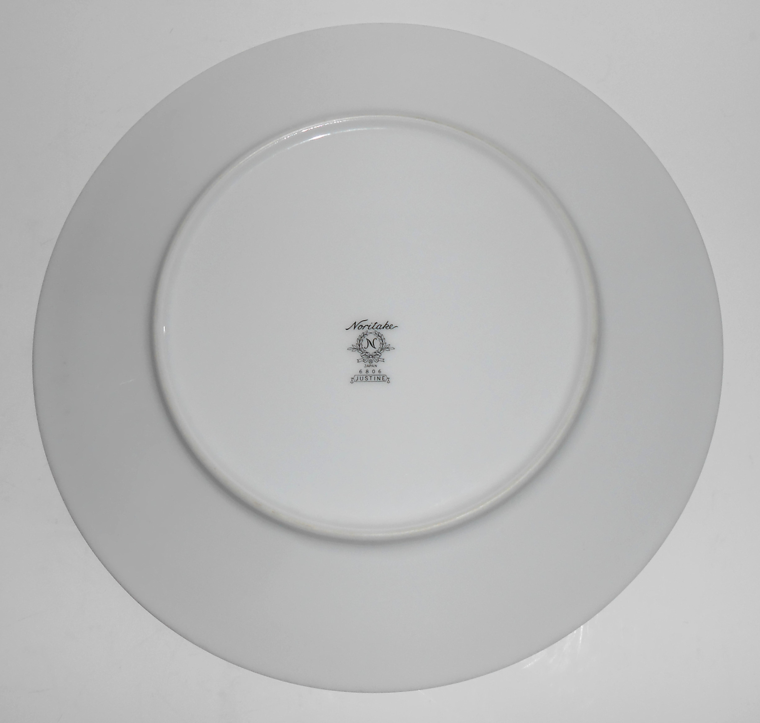 Noritake China Porcelain Justine Floral Dinner Plate