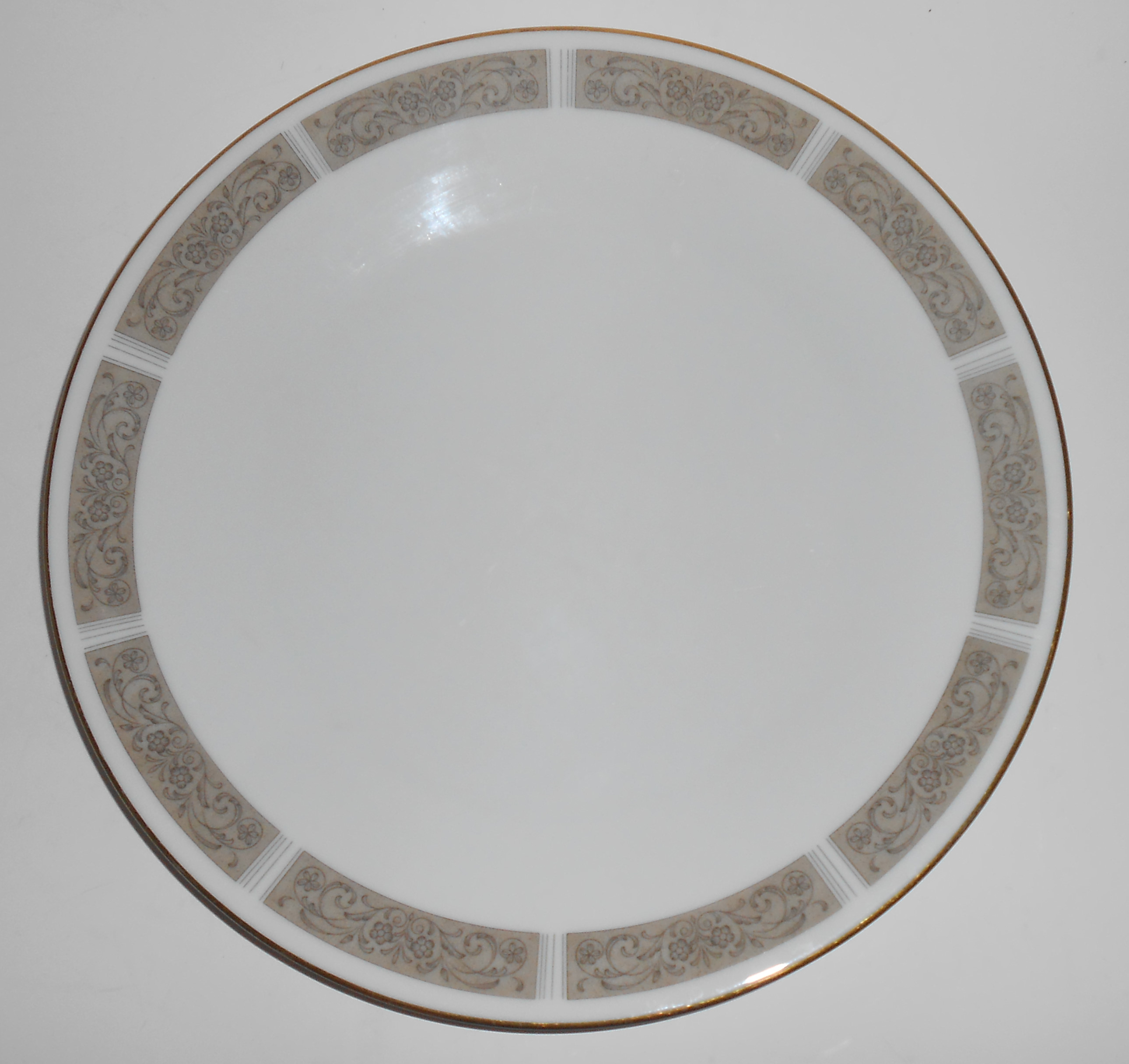 Noritake China Porcelain Justine Floral Dinner Plate
