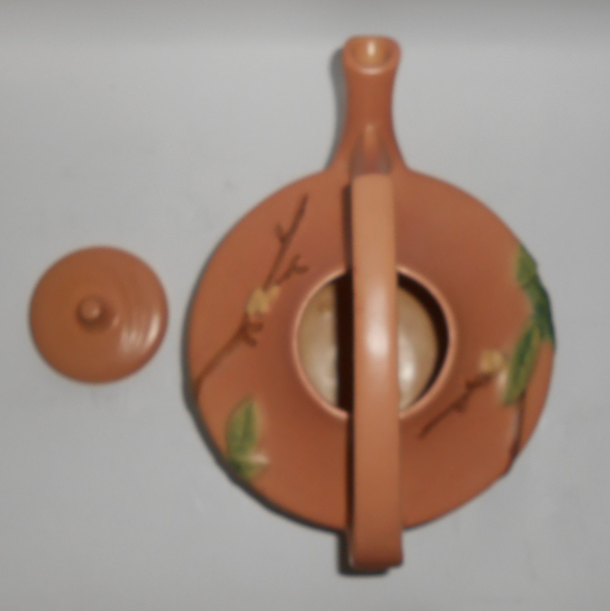 Roseville Pottery Snowberry Teapot - MINT