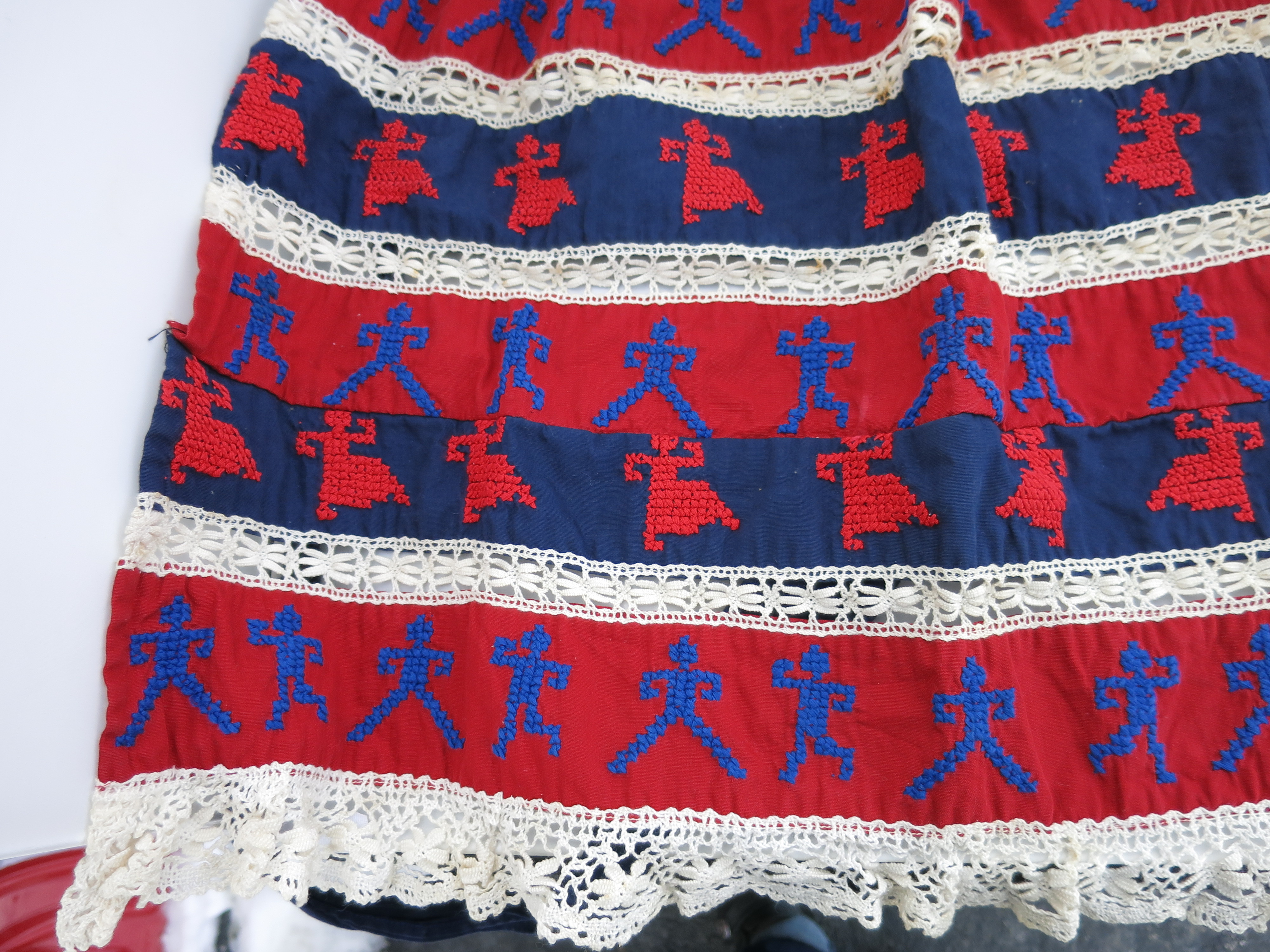 Centennial Apron Cotton Linen Cross Stitch and Lace