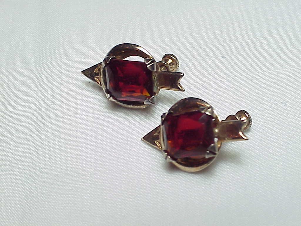 Vintage Sterling Silver Red Rhinestone Arrow Screw Back Earrings