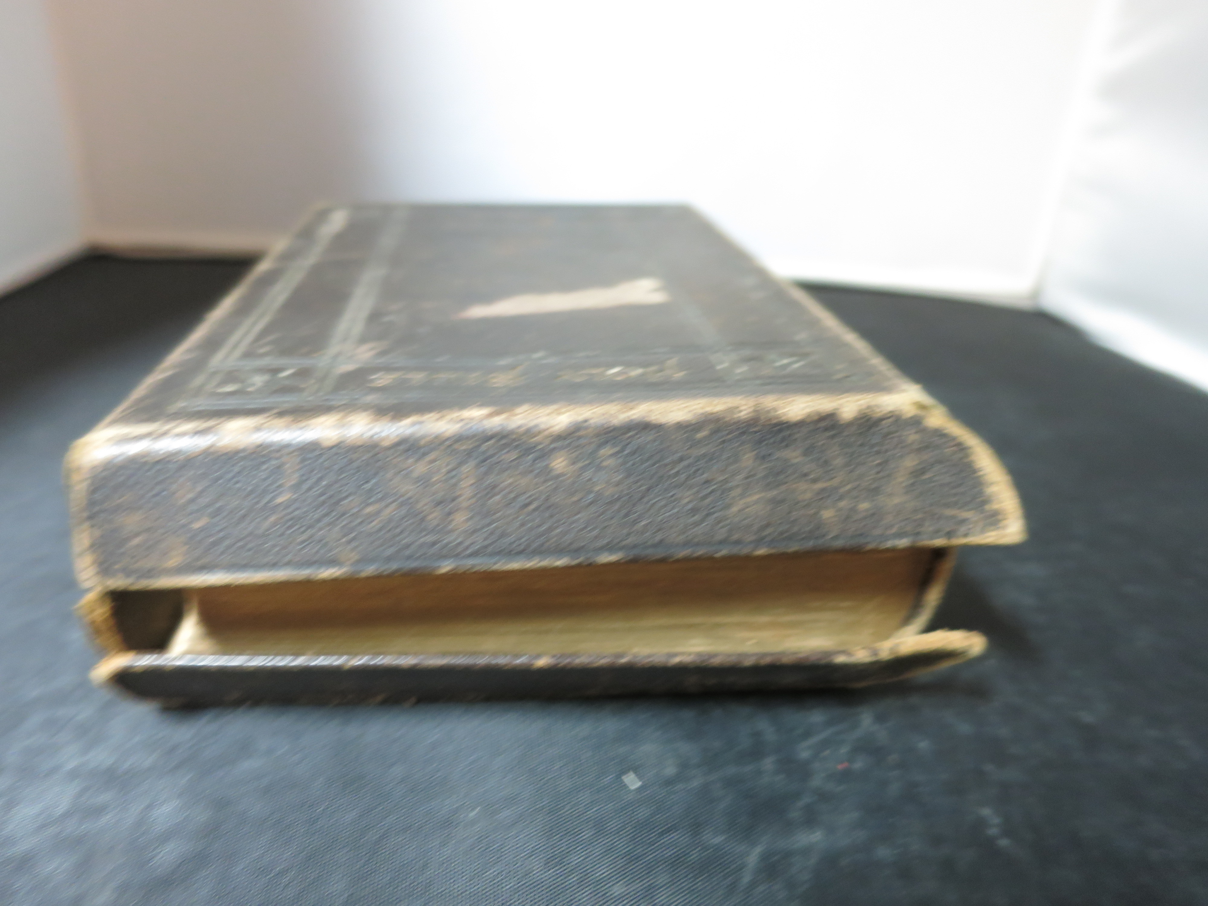 Holy Bible Maps Leather Bound Book names and orders of all books