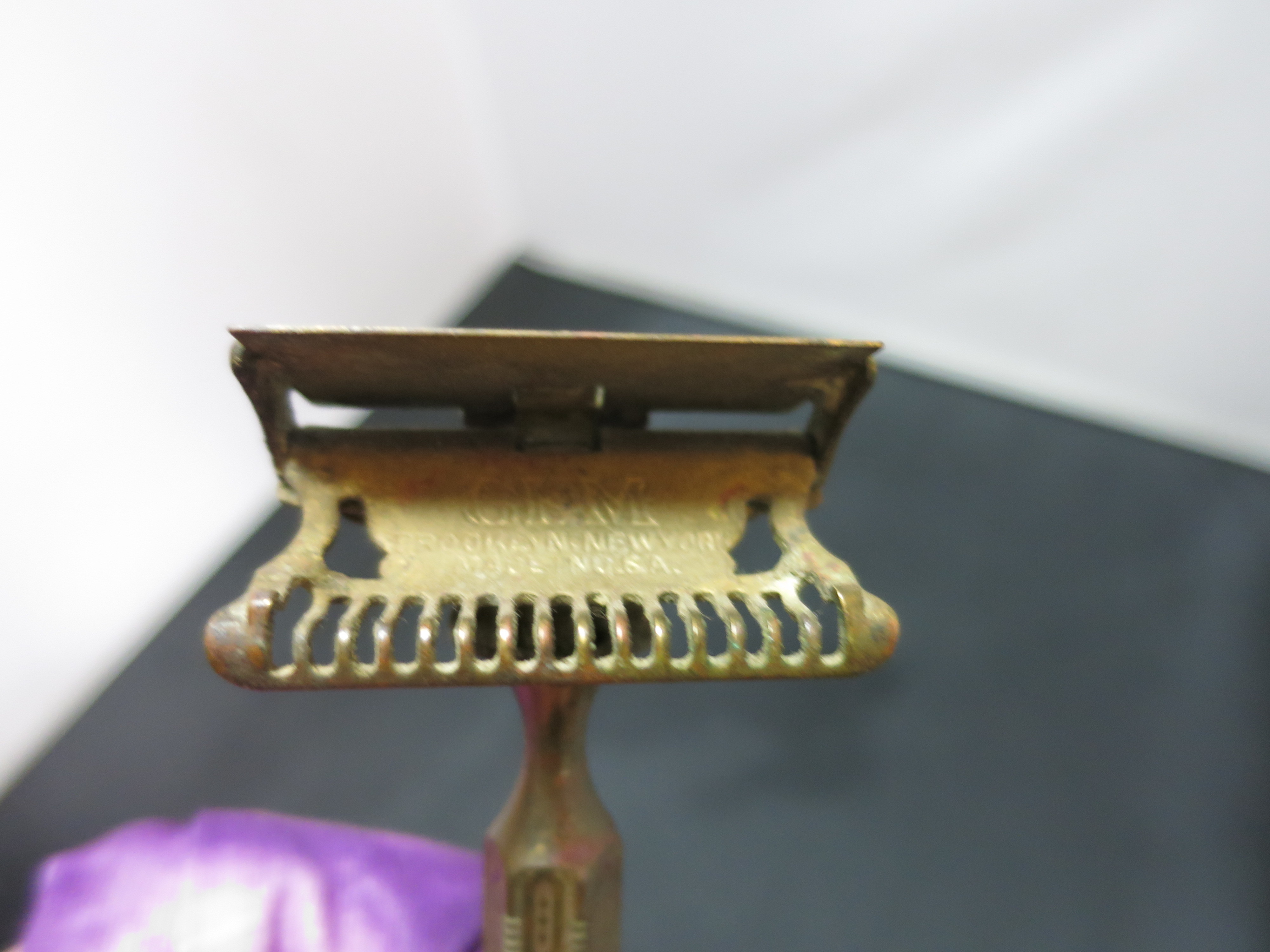 Antique Gem Safety Razor Best Design to Shave circa 1920s