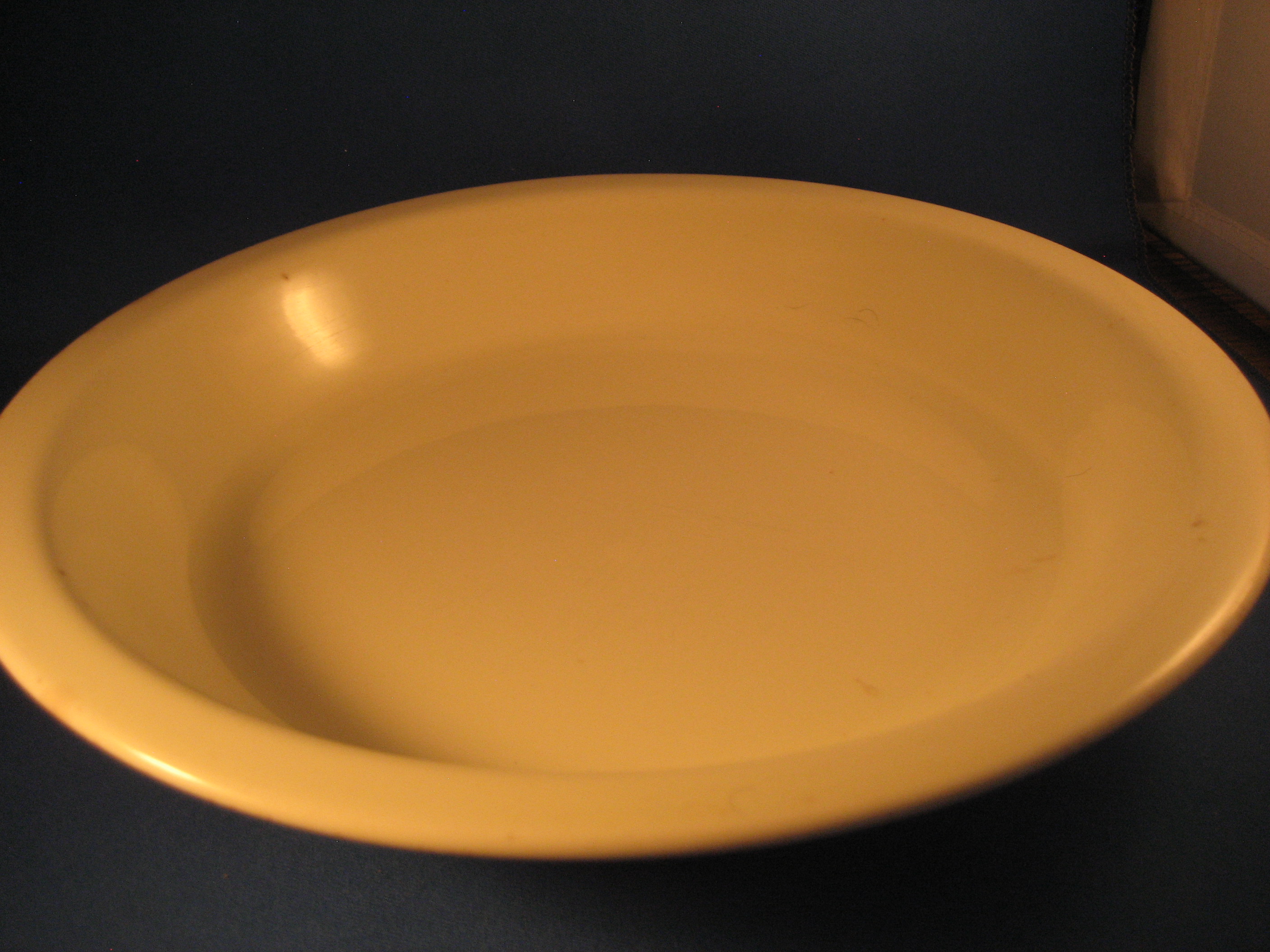 Hall Autumn Leaf Pie Plate