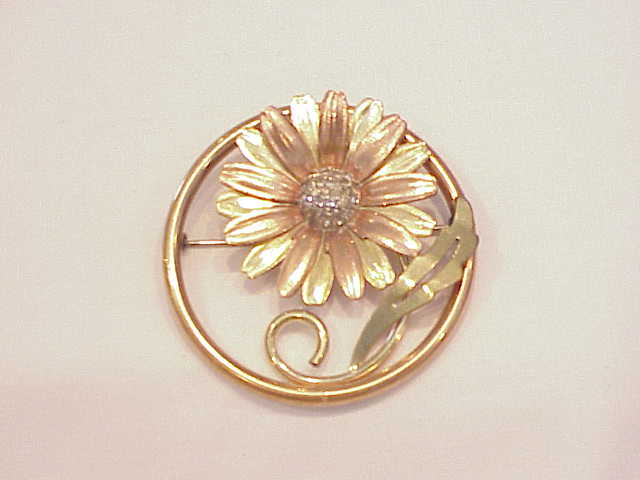 Vintage Taylord 12k Gold Filled Two Tone Rhinestone Daisy Brooch