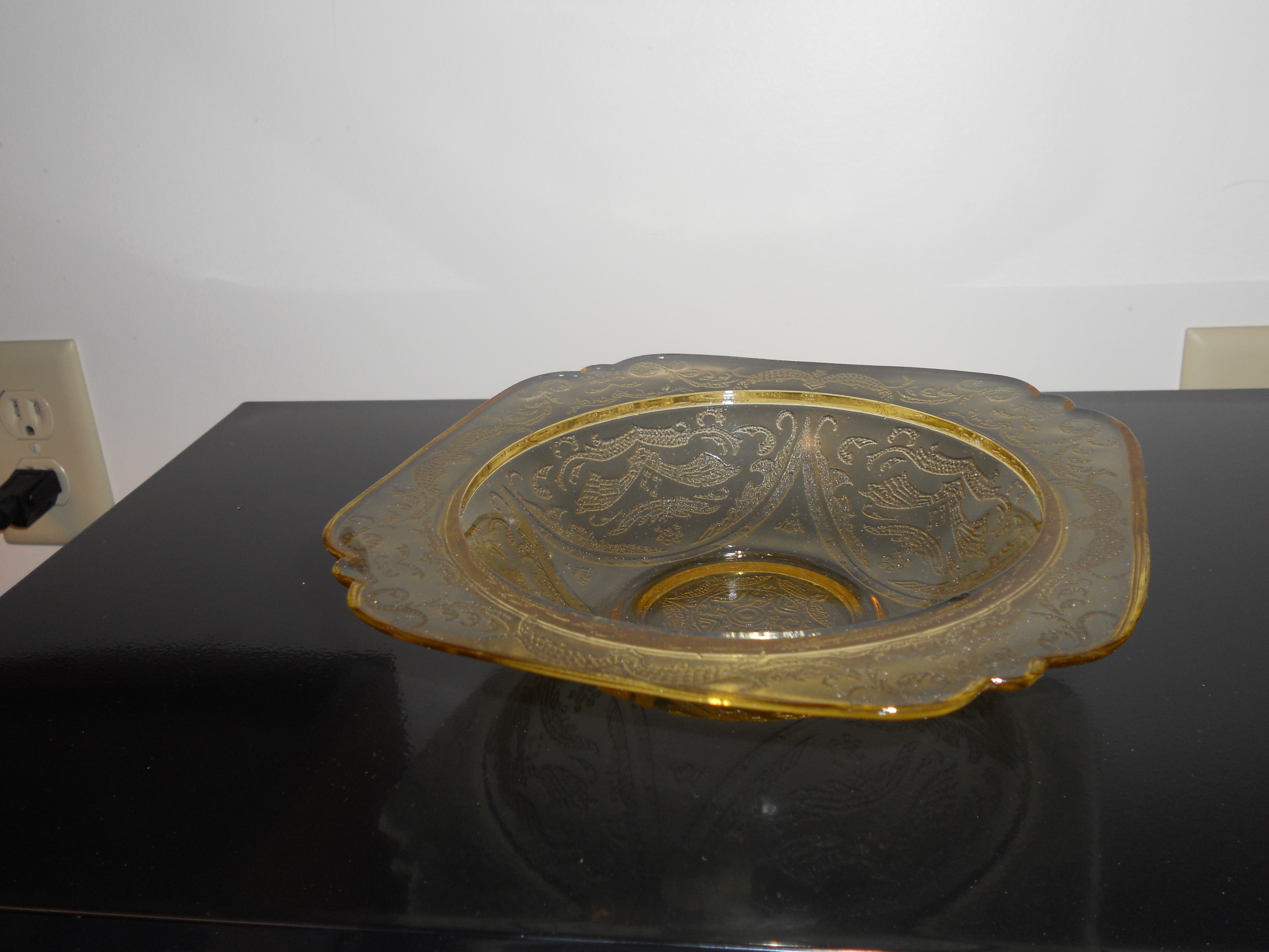 Federal Madrid Yellow Depression Glass Bowl