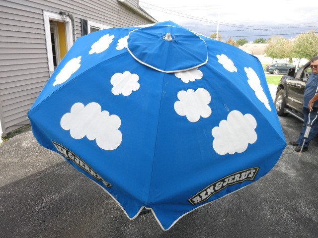 Ben & Jerry's Patio Umbrella Ice Cream Beach Blue Logo