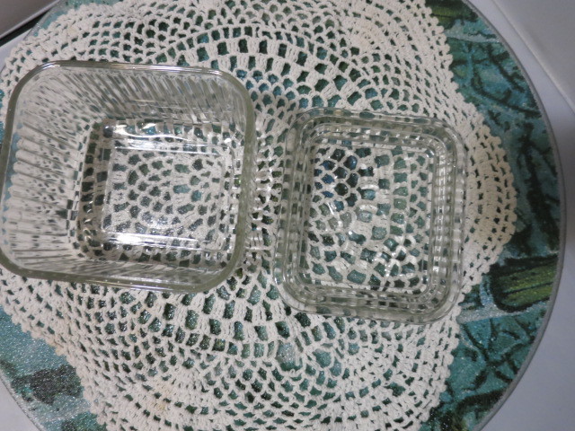 Anchor Hocking Refrigerator Dish With Embossed Fruit On Lid