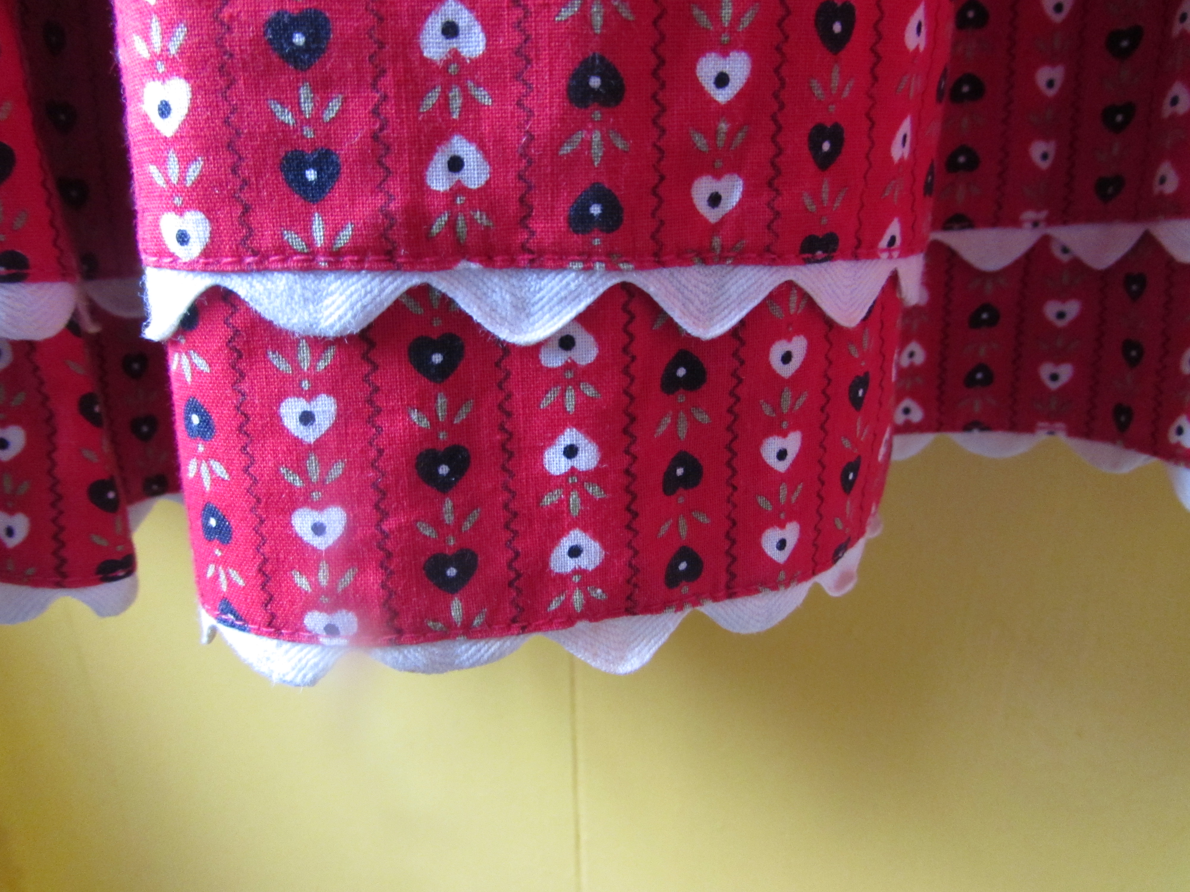 Vintage Girls Dress Age 9 to pre teen Red with Hearts