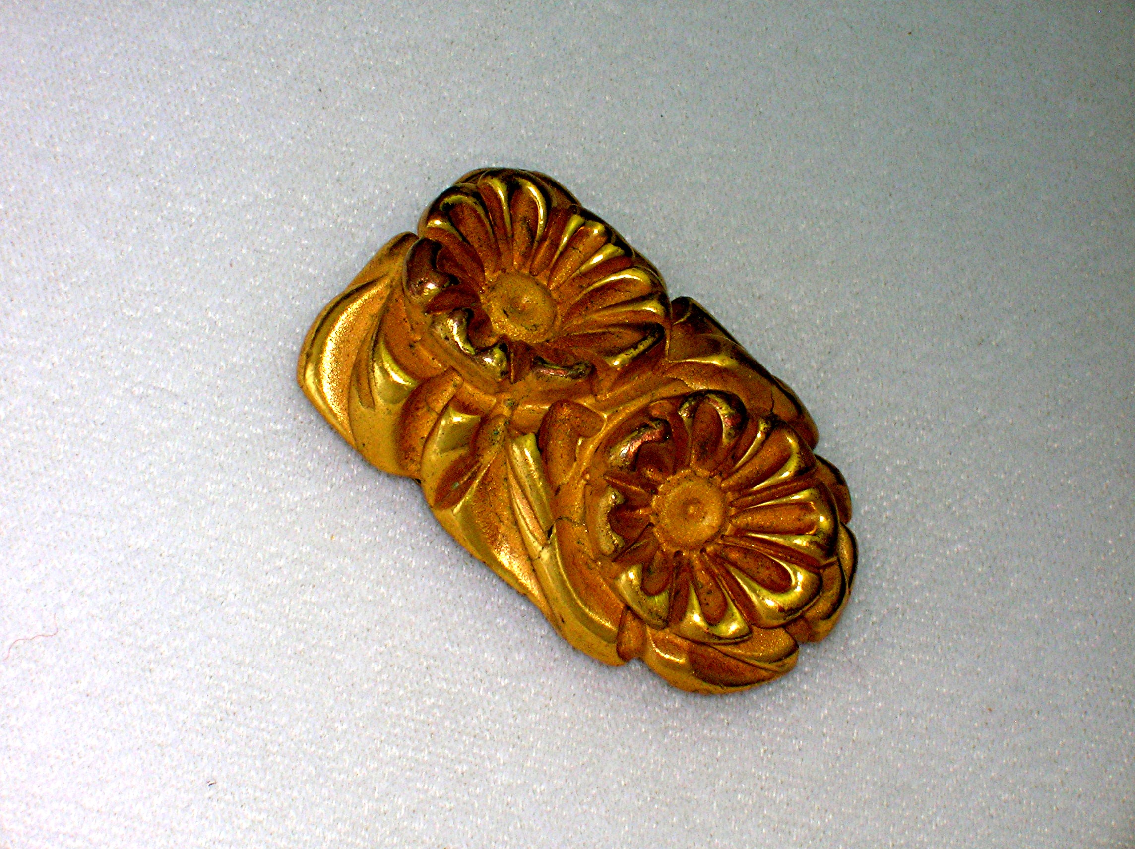 Dress Clips (2) Gold Flowers and Leaves