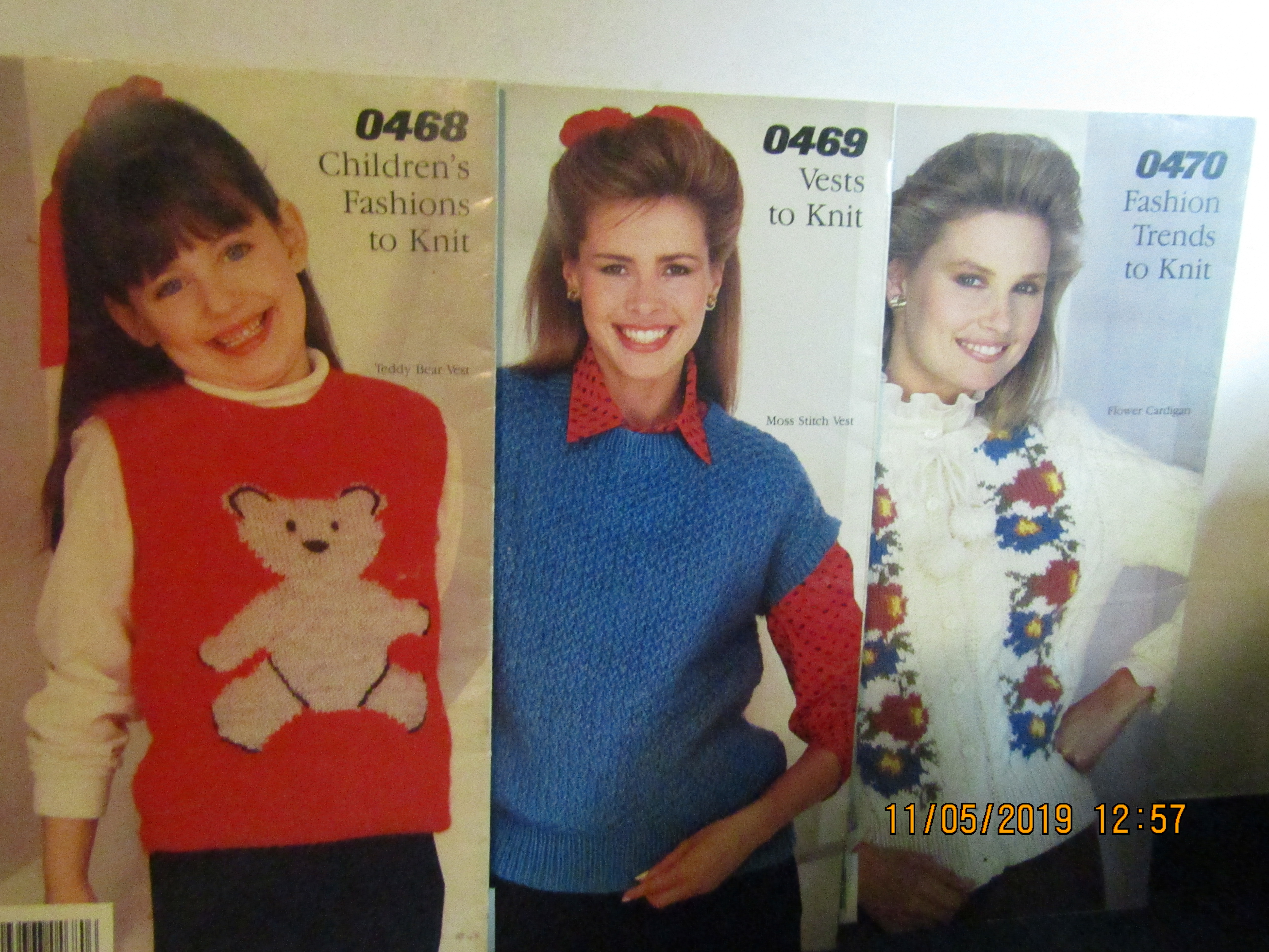 Simplicity  Booklets Knitting With Style Set Of Three