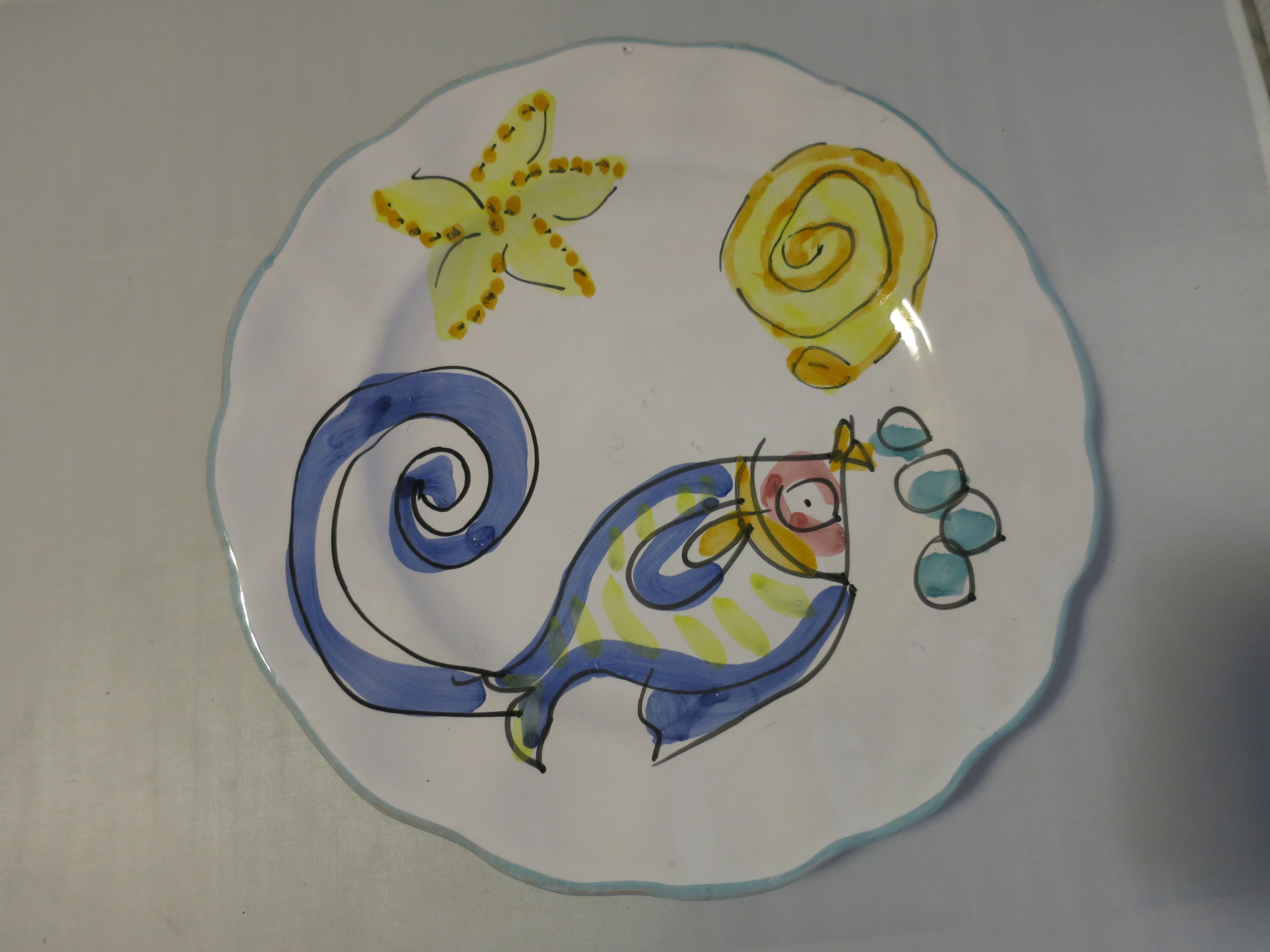 Nautical Bubble Blowing Fish Star Fish Snail Plate
