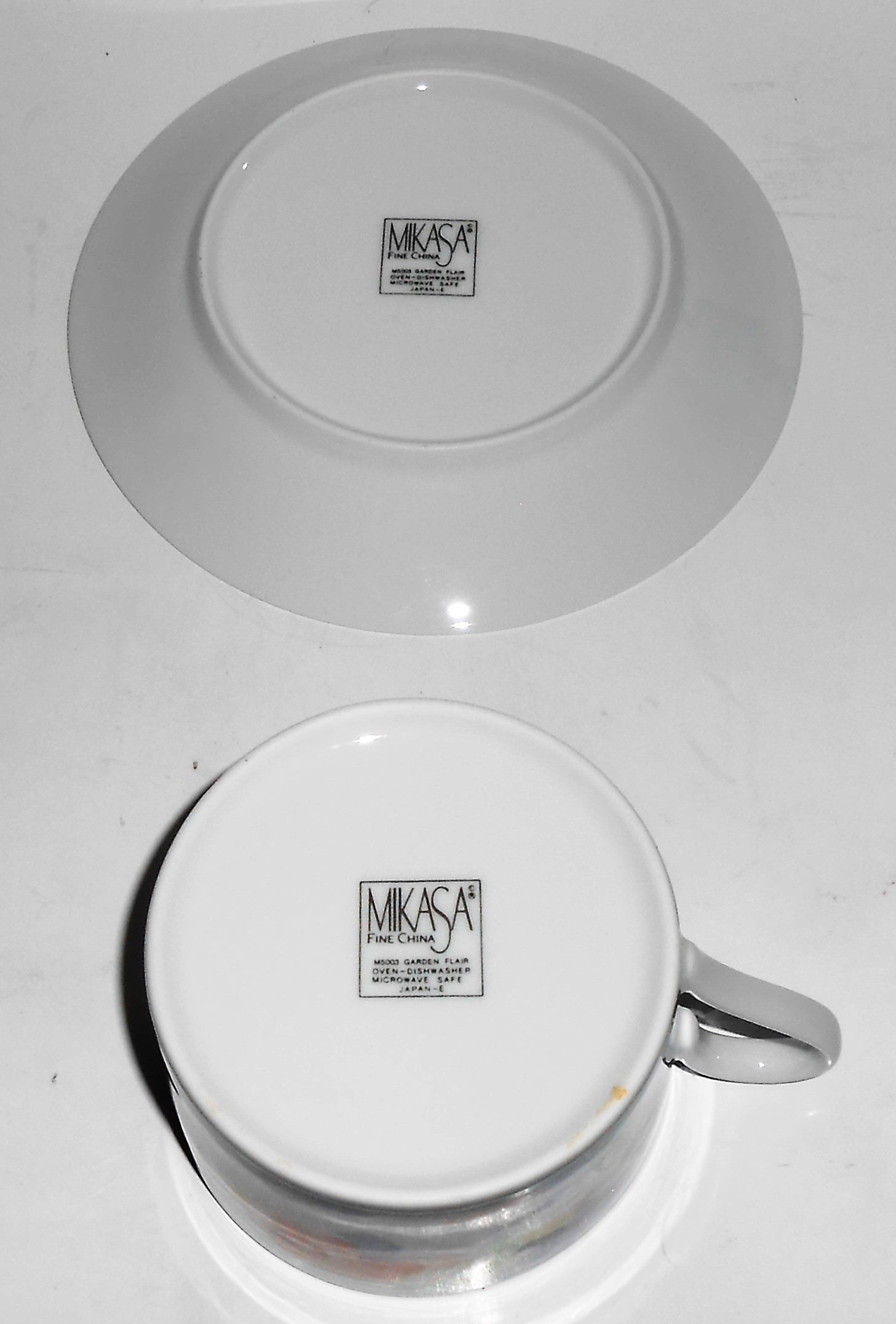Mikasa Fine China Garden Flair Cup & Saucer Set