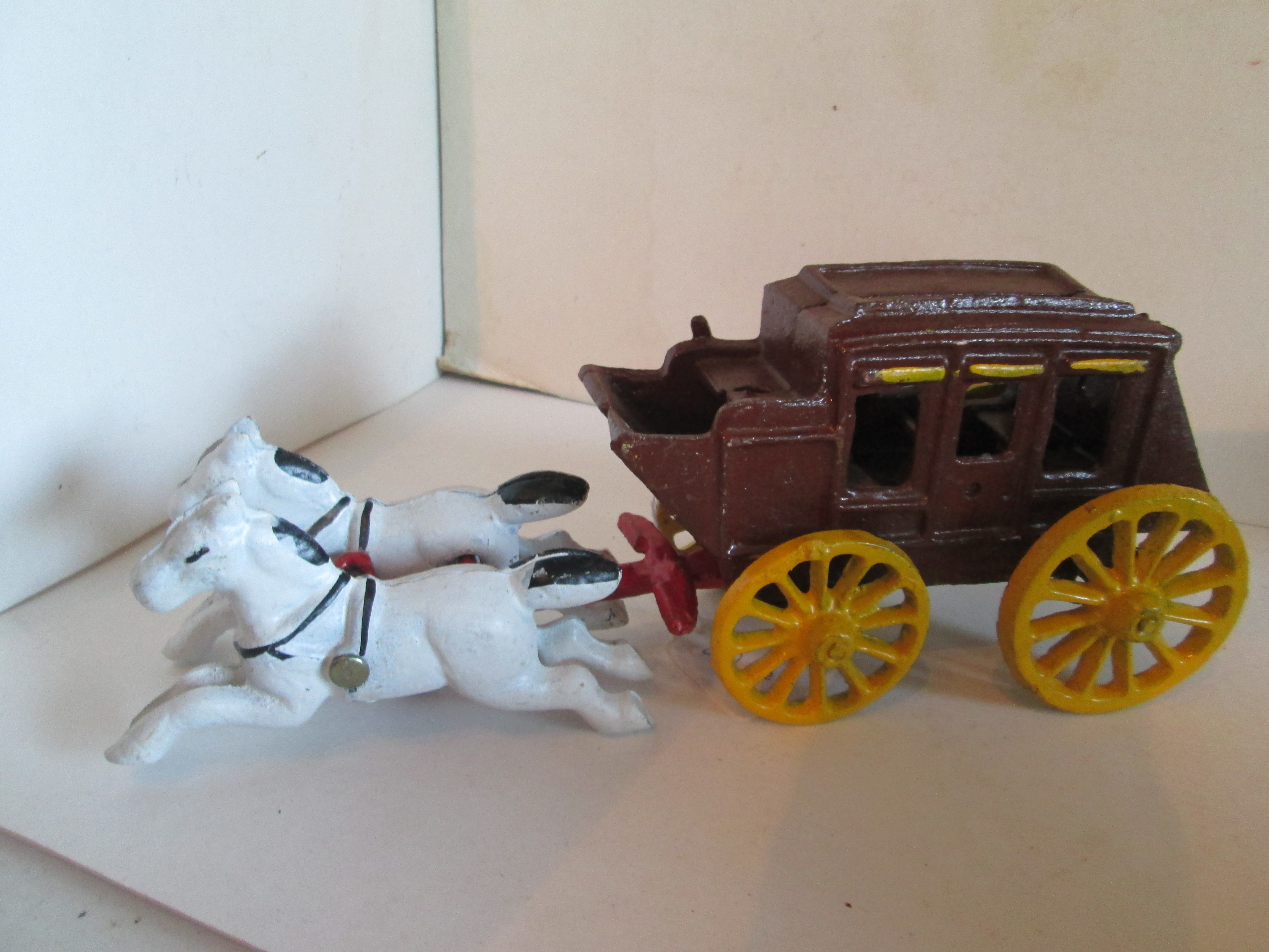 Vintage Cast Iron Diecast Stage Couch Carriage.