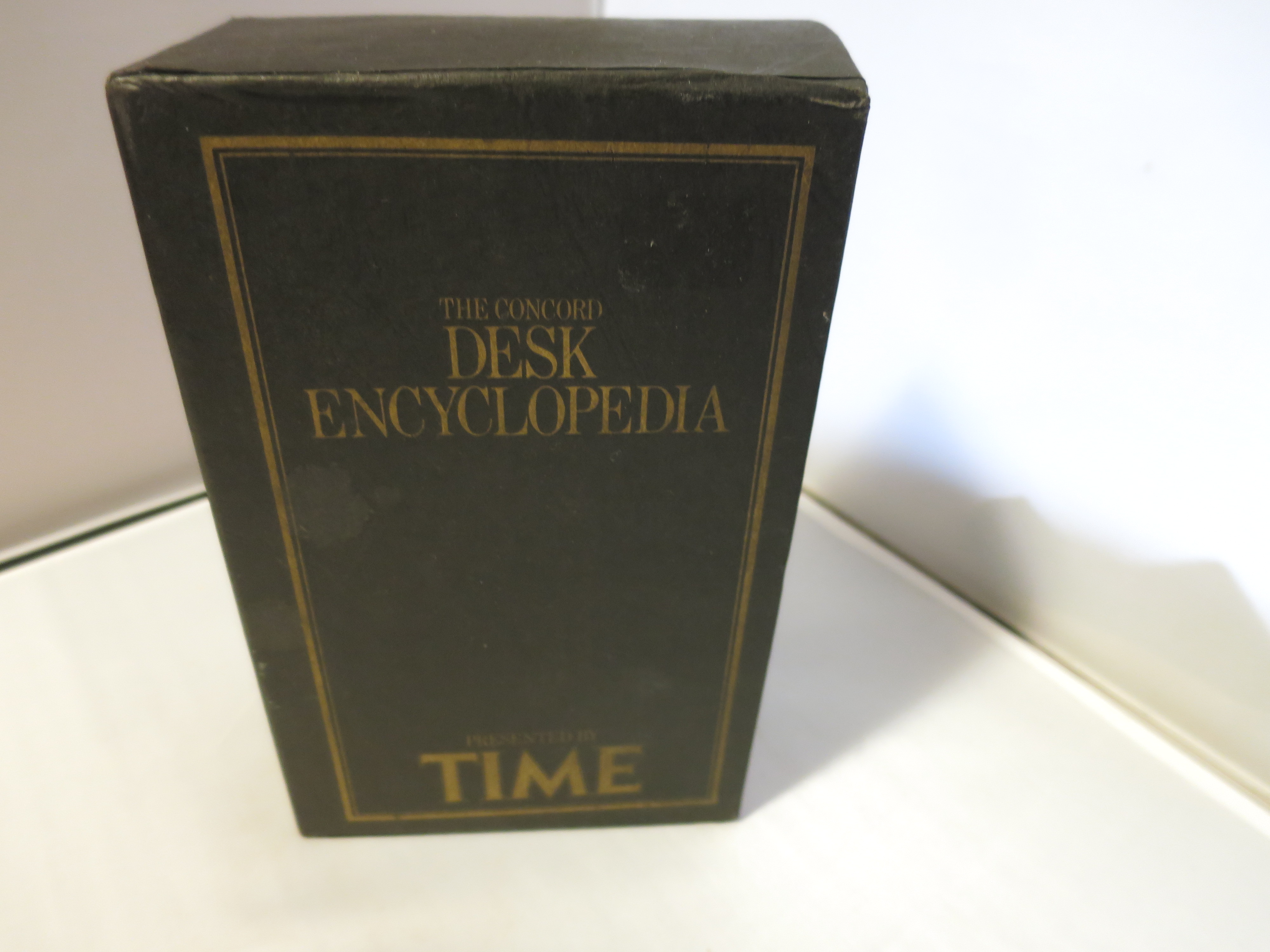 The Concord Desk Encyclopedia Presented by Time 1982