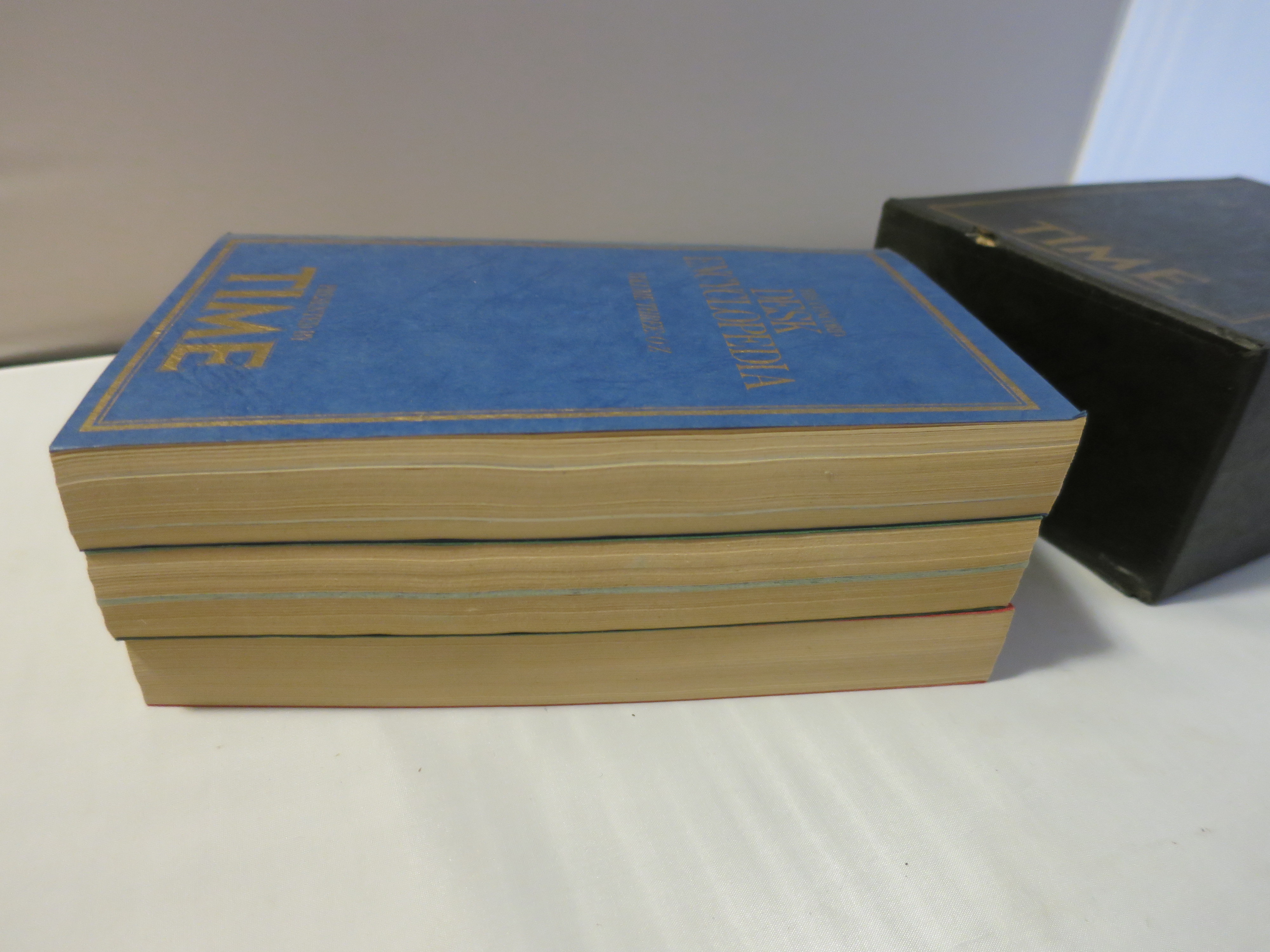 The Concord Desk Encyclopedia Presented by Time 1982