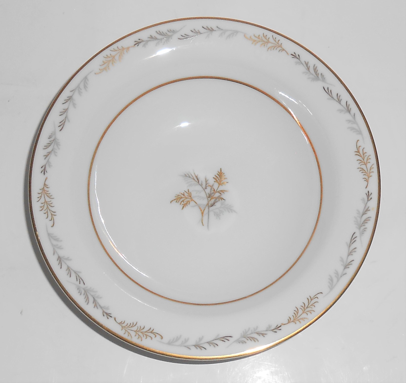 Noritake Fine China Porcelain Ferncliff Floral w/Gold F