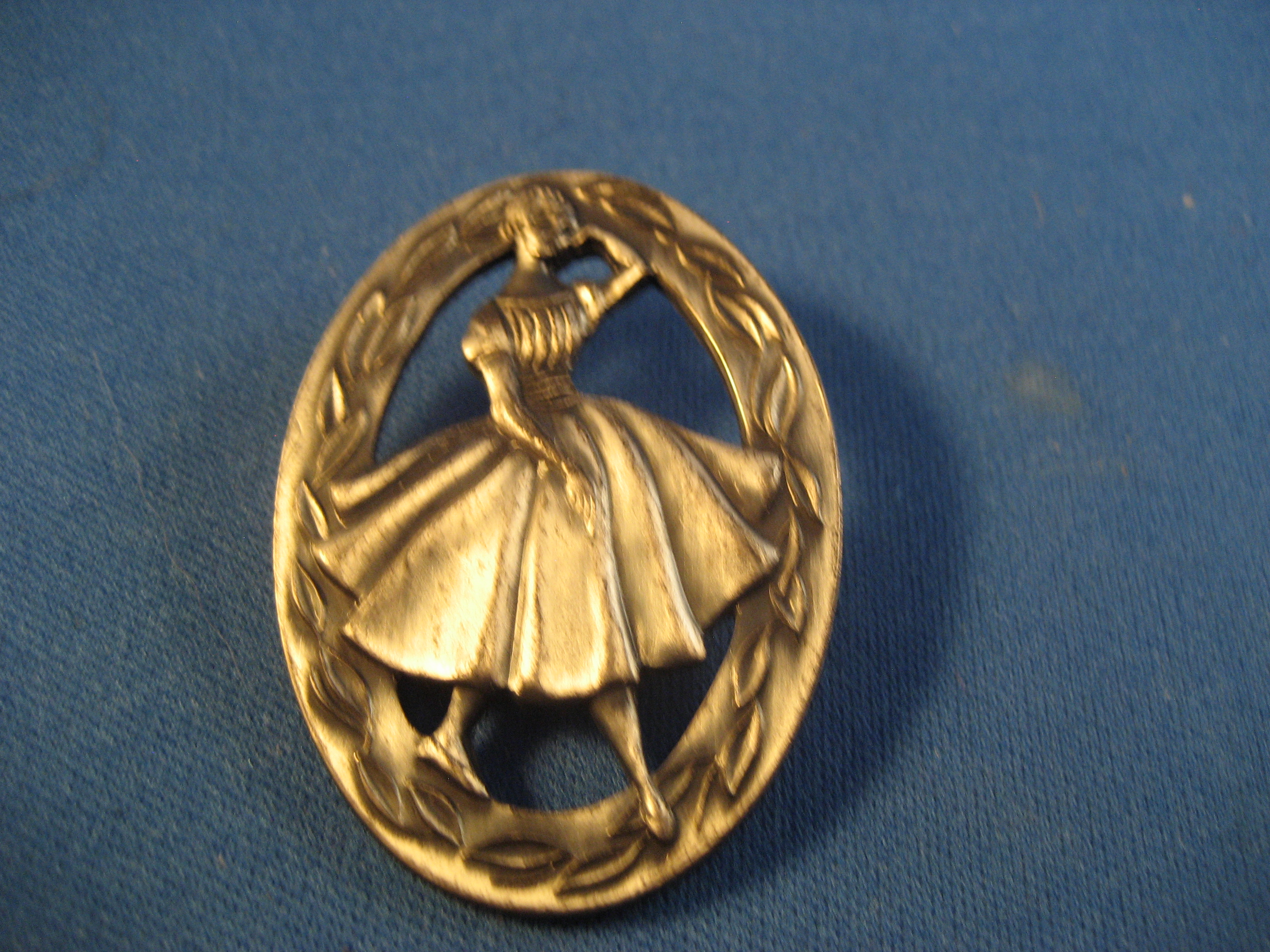 Sterling Singer Teenage Dress Making Pin